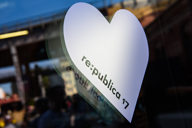 Die re:publica 2017 findet unter dem Motto "Love Out Loud" vom 8.-10 Mai in Berlin statt